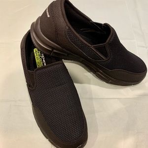 Skechers Men's Equalizer Persistent Slip-On Sneaker